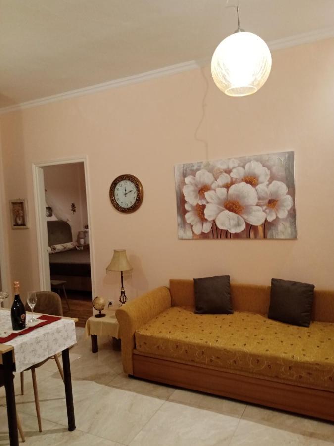 Ennie'S Place Corfu  Exteriör bild
